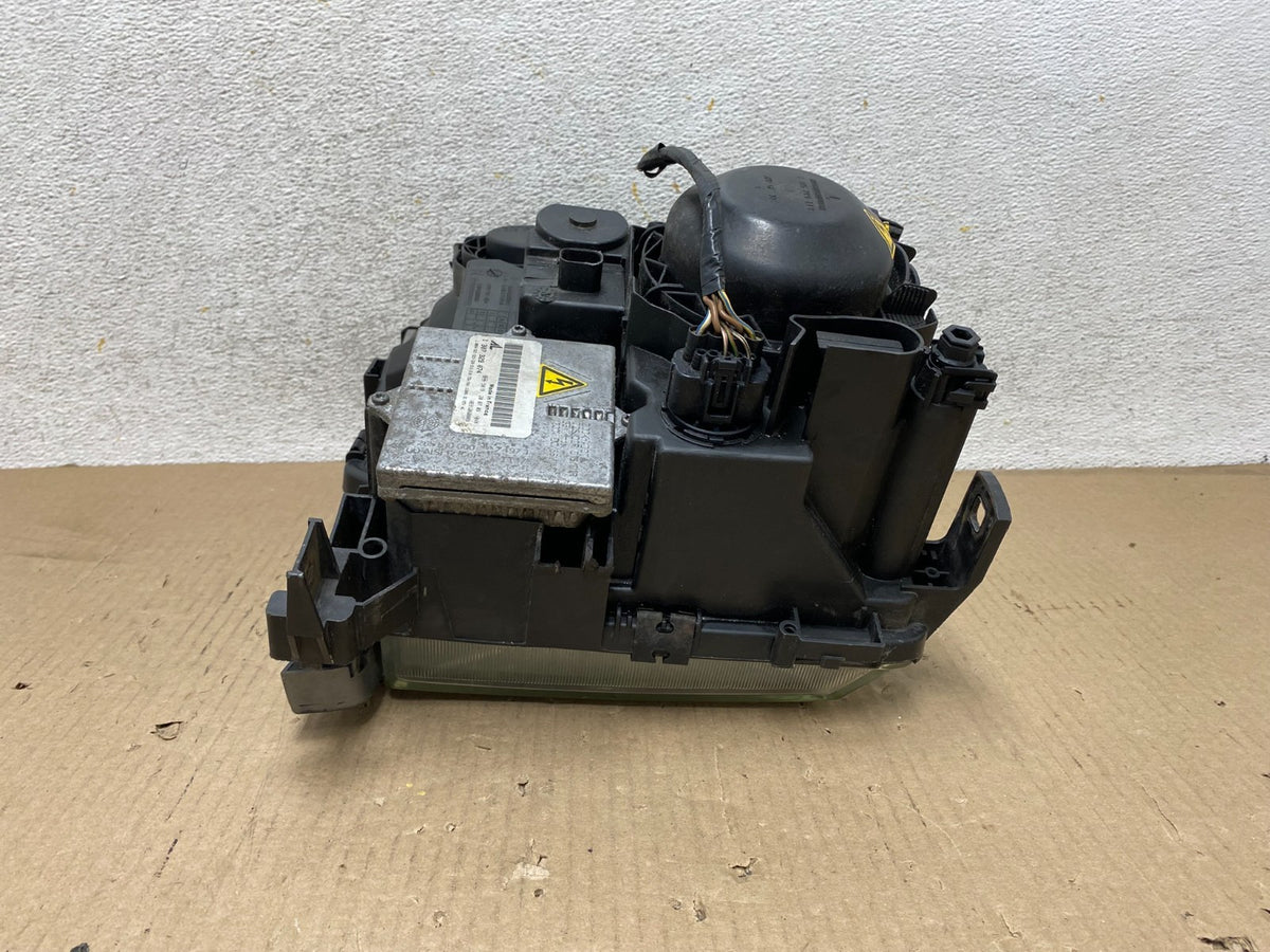 2003 - 2004 Land Rover Range Rover Right Passenger Headlight Xenon HID AH5812 DW8