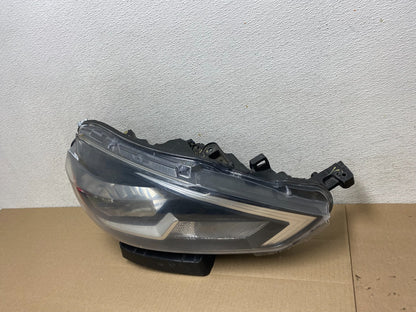 2016 - 2018 Nissan Sentra Front Right Passenger RH Halogen Headlight AG5813 DW1