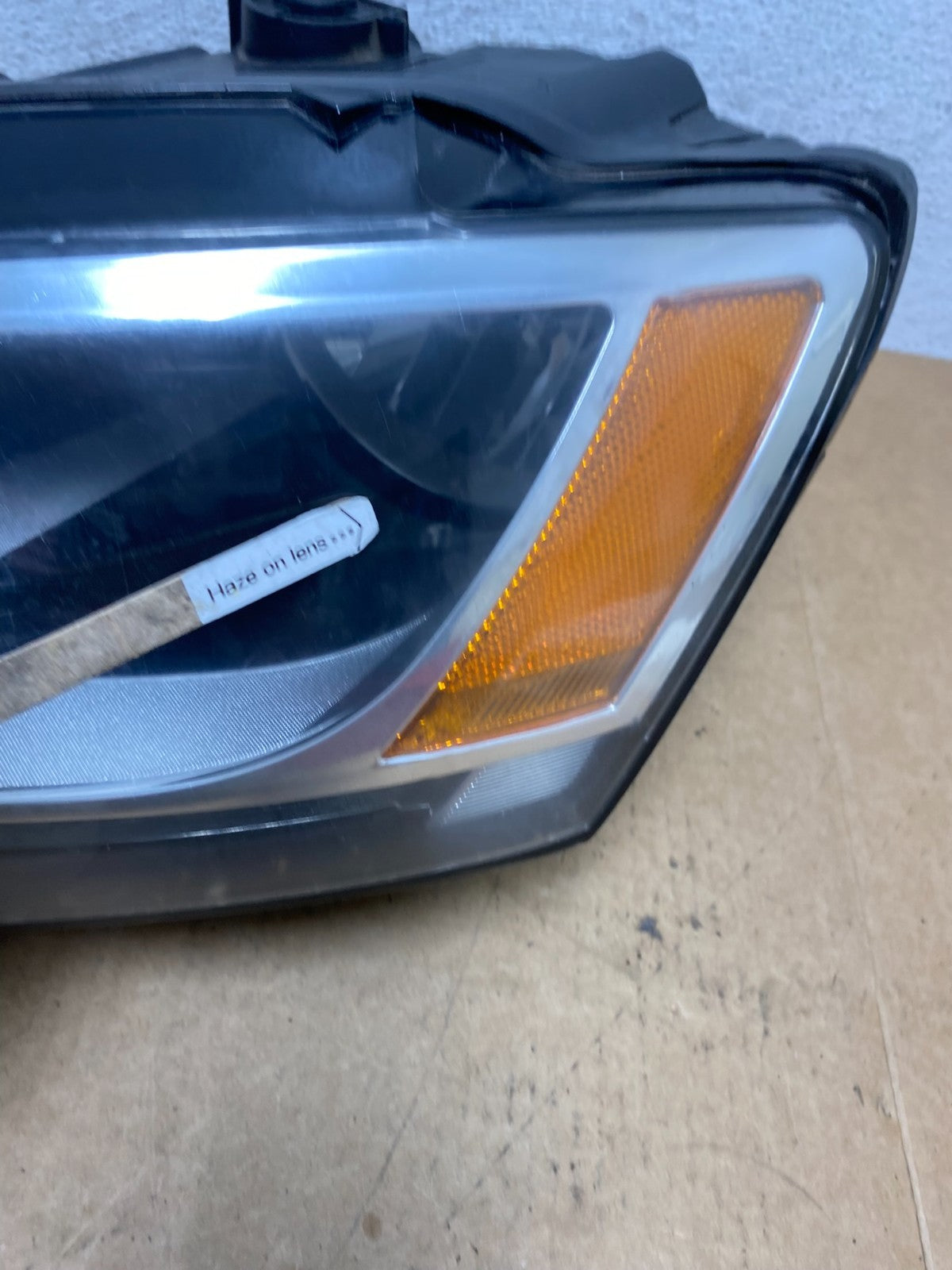 2011 to 2014 Volkswagen Jetta Left Driver LH Headlight Halogen AE3004 DW4