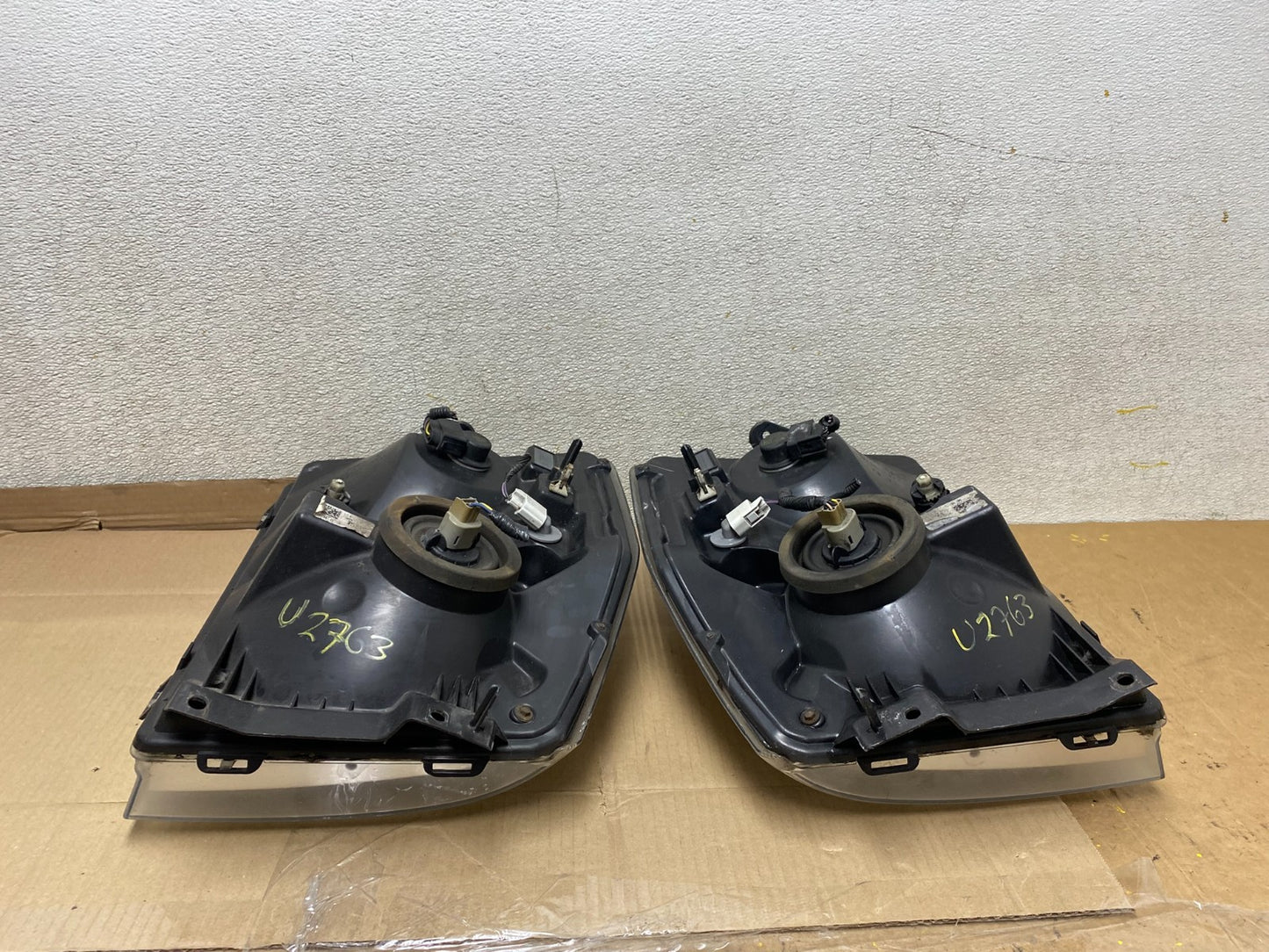 2008-2014 Ford Econoline E150 E250 E350 Left+Right Headlights U2763 DW13