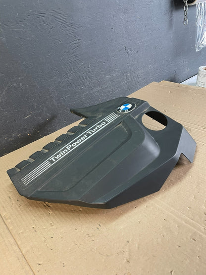 2011 to 2016 BMW 535I TwinPower Turbo Plastic Engine Cover Shield AD8702 DW1