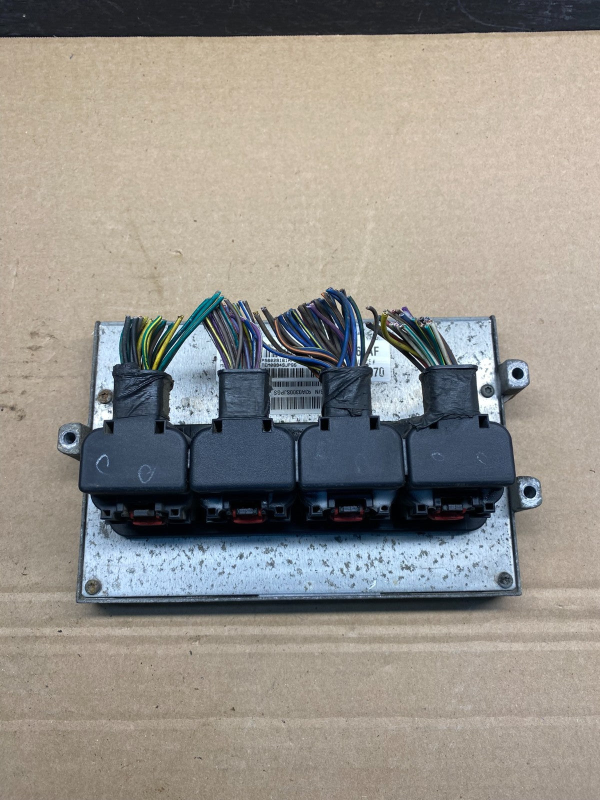 2004 Dodge RAM 1500 5.7L ECU ECM Engine Control Computer Module AE2221 DG0