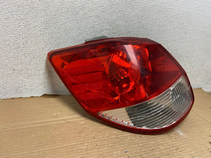 2003-2004 Toyota Matrix Left Driver LH Side Tail Light AG9072 LK1