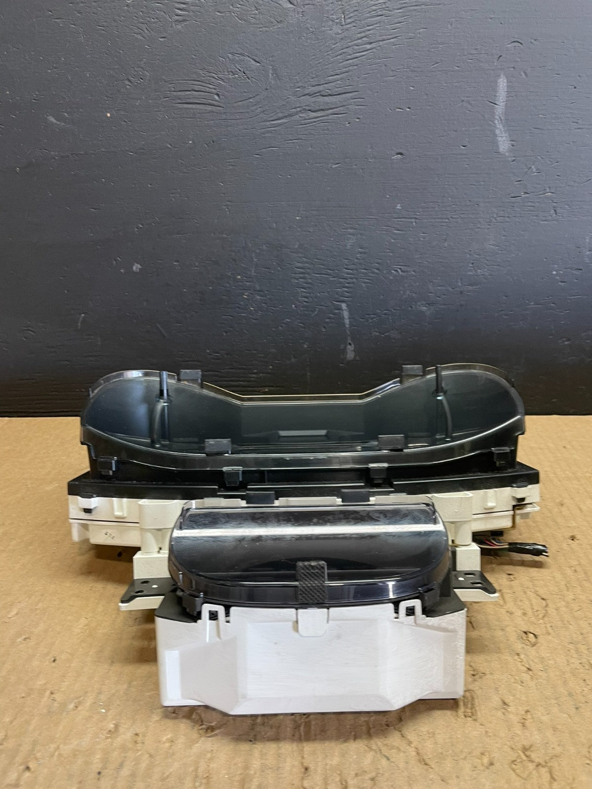 2010 to 2011 Honda Insight Speedometer Instrument Cluster Oem AB7527 DG3