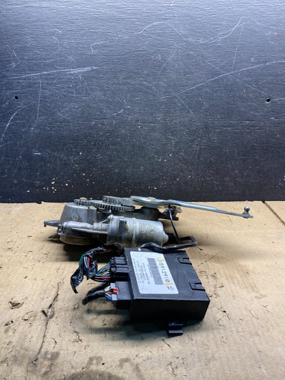 GMC Acadia Yukon Tahoe  Rear Trunk Liftgate Power Motor Actuator OEM X0360 DG3