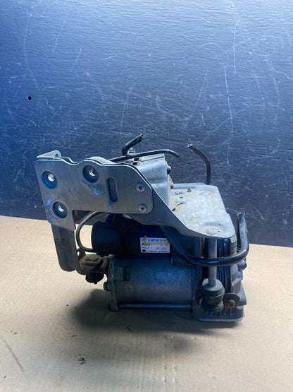 2014-2017 Mercedes S550 Airmatic Air Suspension Compressor Pump ah4752 DG3