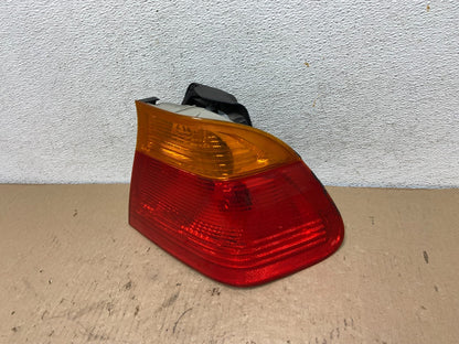 1999-2001 BMW 325i 330i E46 Right Passenger RH Tail Light AF3295 DW1