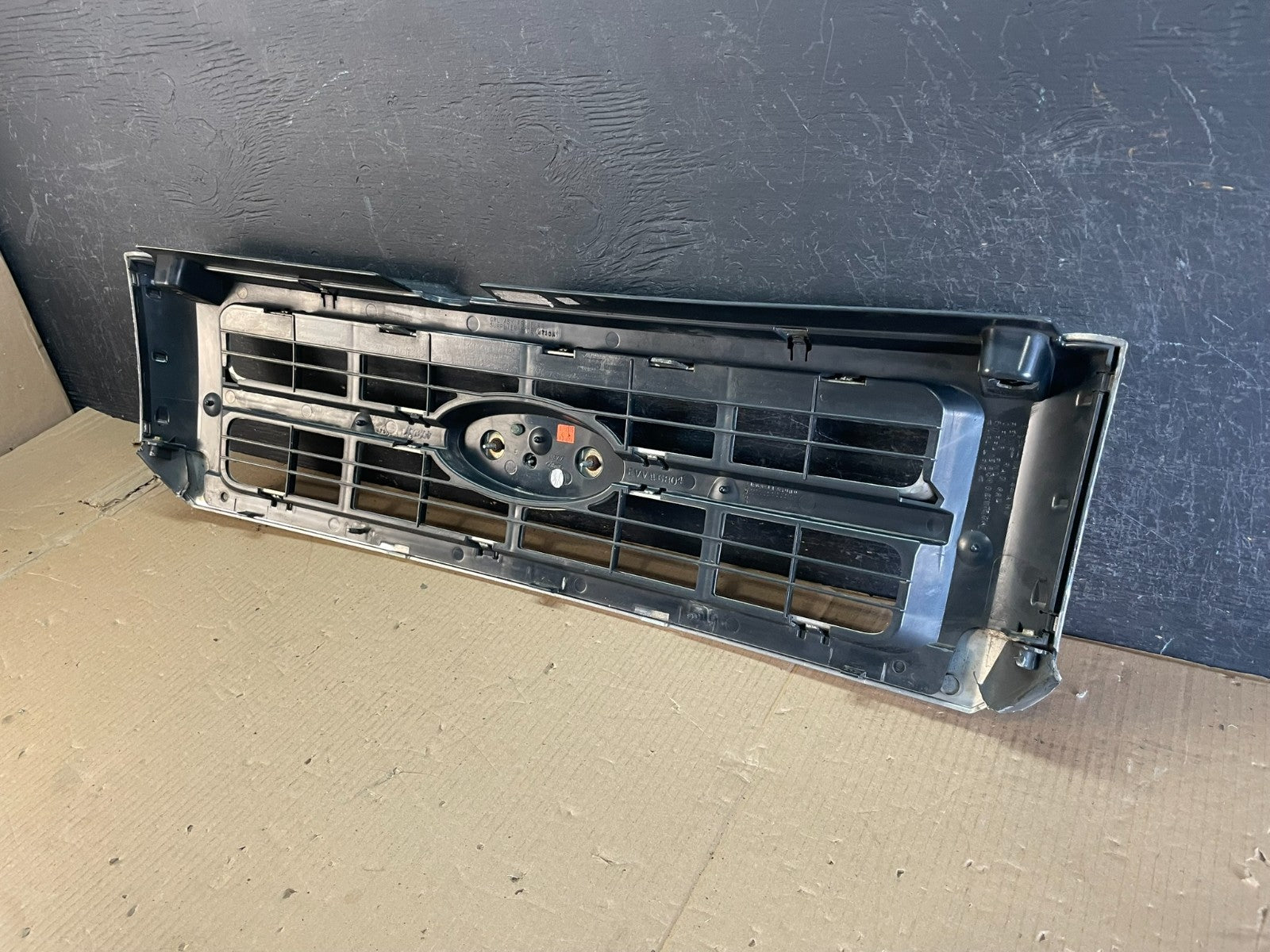 2008 to 2012 Ford Escape Front Upper Grill Grille AE3647 DG5