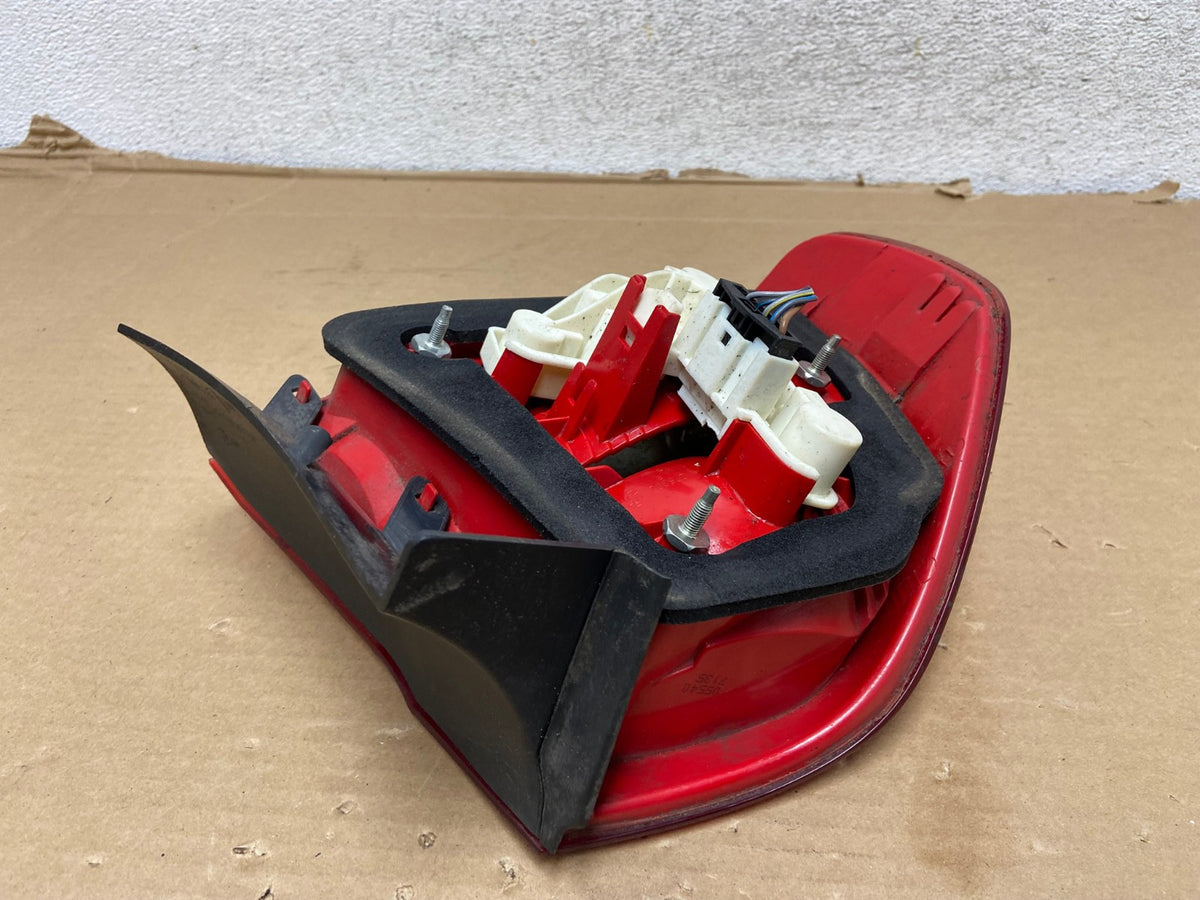 2006 2007 2008 Bmw 328i 3 Series Right Passenger Rh Side Tail Light AG9159 LK4