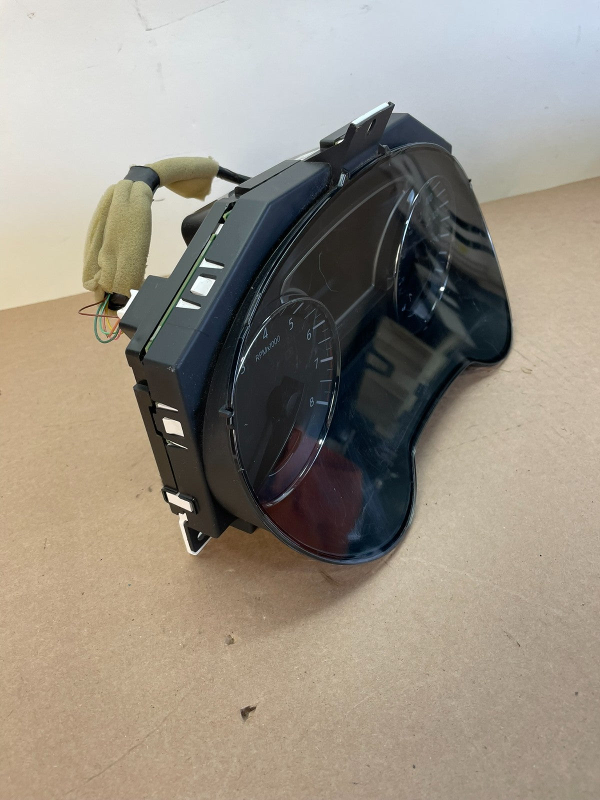 2013 Nissan Pathfinder Speedometer Cluster Gauge AG1038 DG1