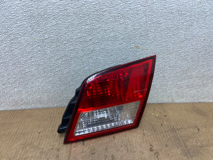 2002-2004 Infiniti i35 Inner Light Right Passenger RH Tail Light OEM AA7091 DW0