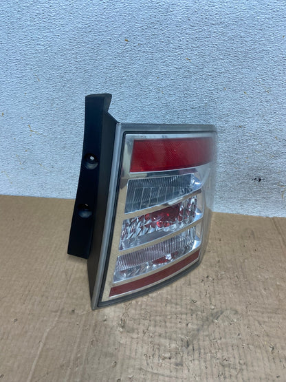 2007 to 2010 Ford Edge Tail light Right Passenger Rh Side AI4749 LK2