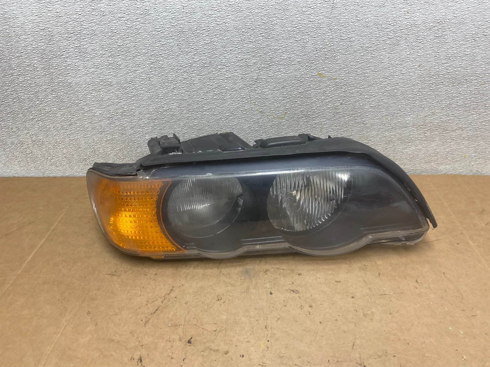Halogen 2000 - 2003 Bmw X5 E53 Headlight Right Passenger Rh Side OEM X5399 DW0