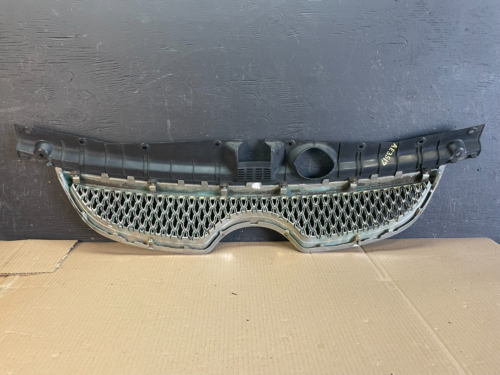 2007 to 2011 Hyundai Veracruz Chrome Grille Grill AE3517 DG4