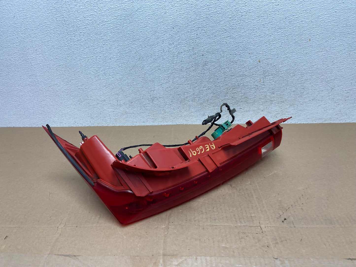 2010 to 2016 Cadillac Srx Left Driver Lh Side Tail Light AE6691 LK4