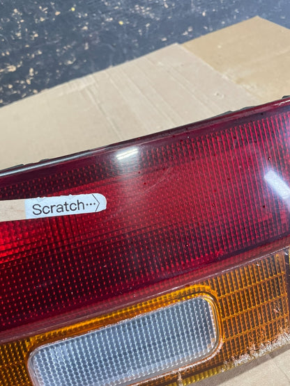 1995 to 1996 Subaru Legacy Wagon Trunk Mounted Center Tail Light Panel z8540 DG6
