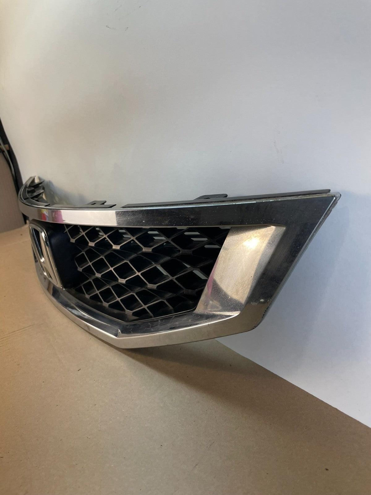 2008-2010 Honda Accord Coupe Front Upper Grille Grill Chrome AG0974 DG1