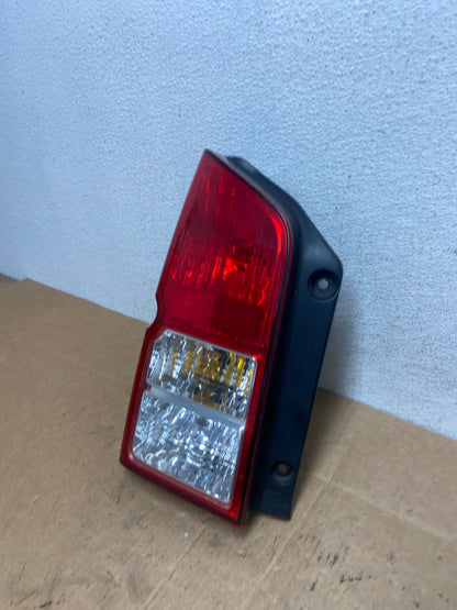 2005 to 2012 Nissan Pathfinder Tail light Left Driver Lh Side AD4971 LK1