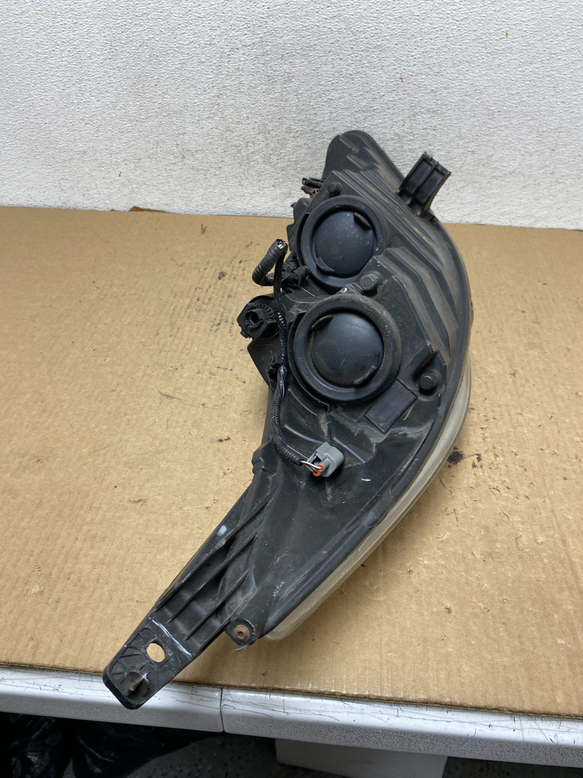 2011 2012 2013 Ford Fiesta Left Driver LH Halogen Headlight AG2448 DW10