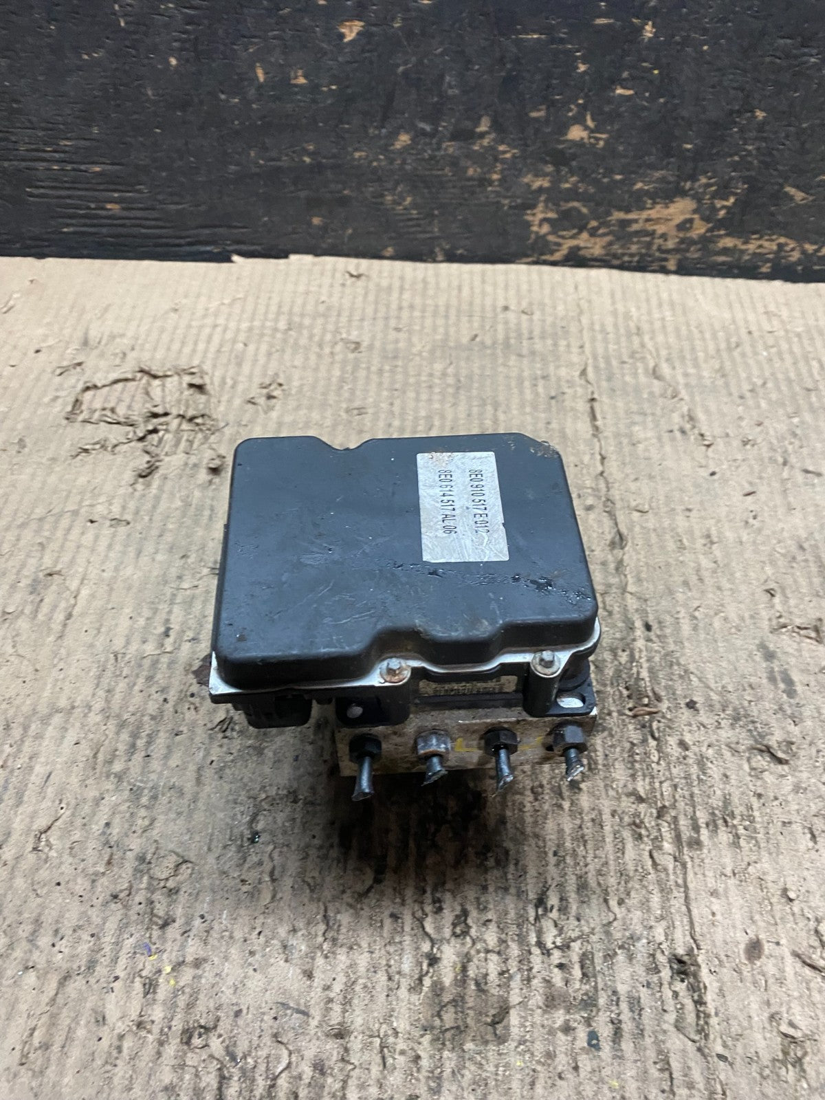 2006 to 2010 Audi A4 ABS Anti-Lock Brake Pump 8e0614517a OEM v6865 DG2