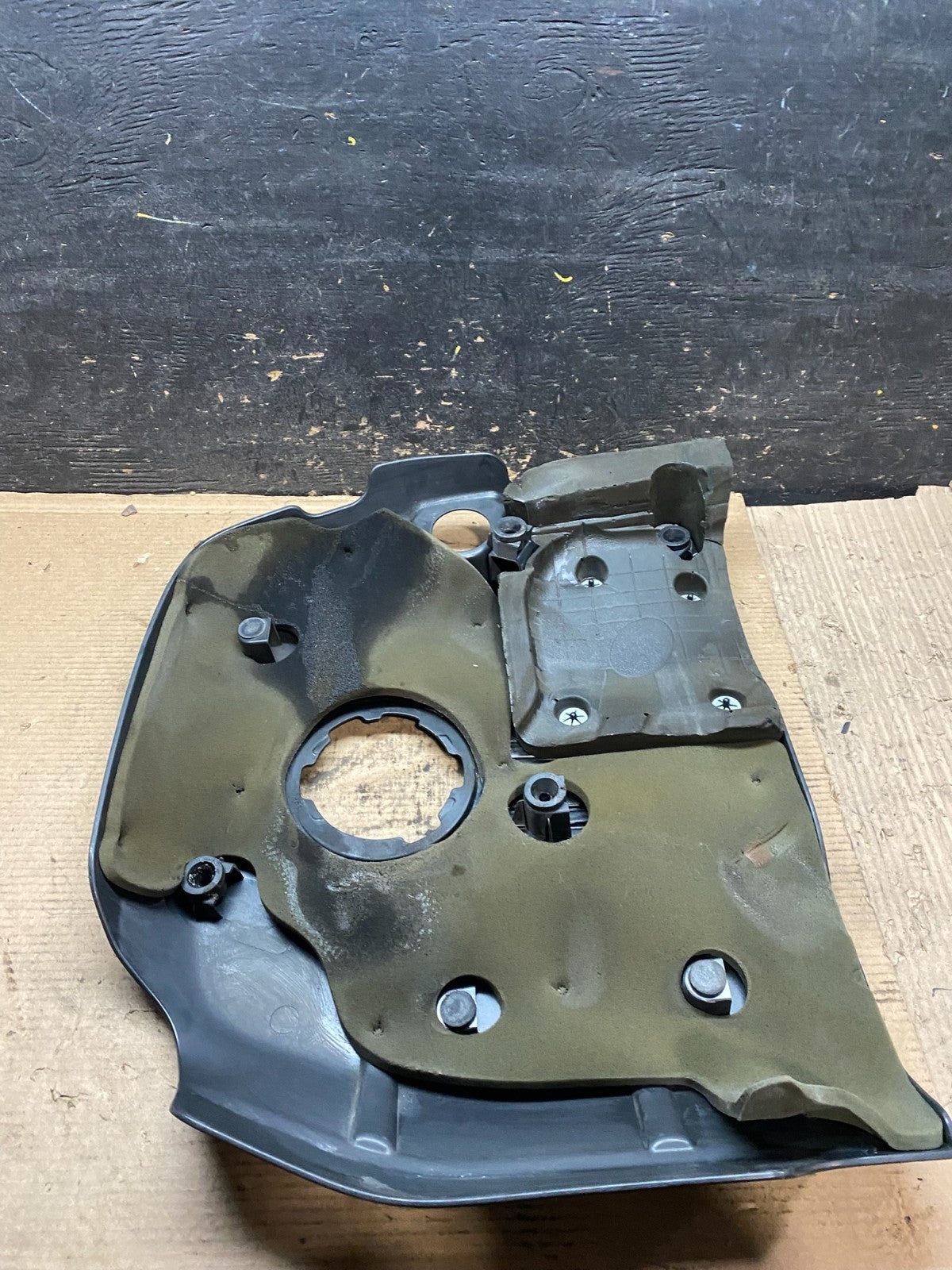 2012 to 2015 Jeep grand Cherokee 3.6L Engine Cover OEM V9434 DG7
