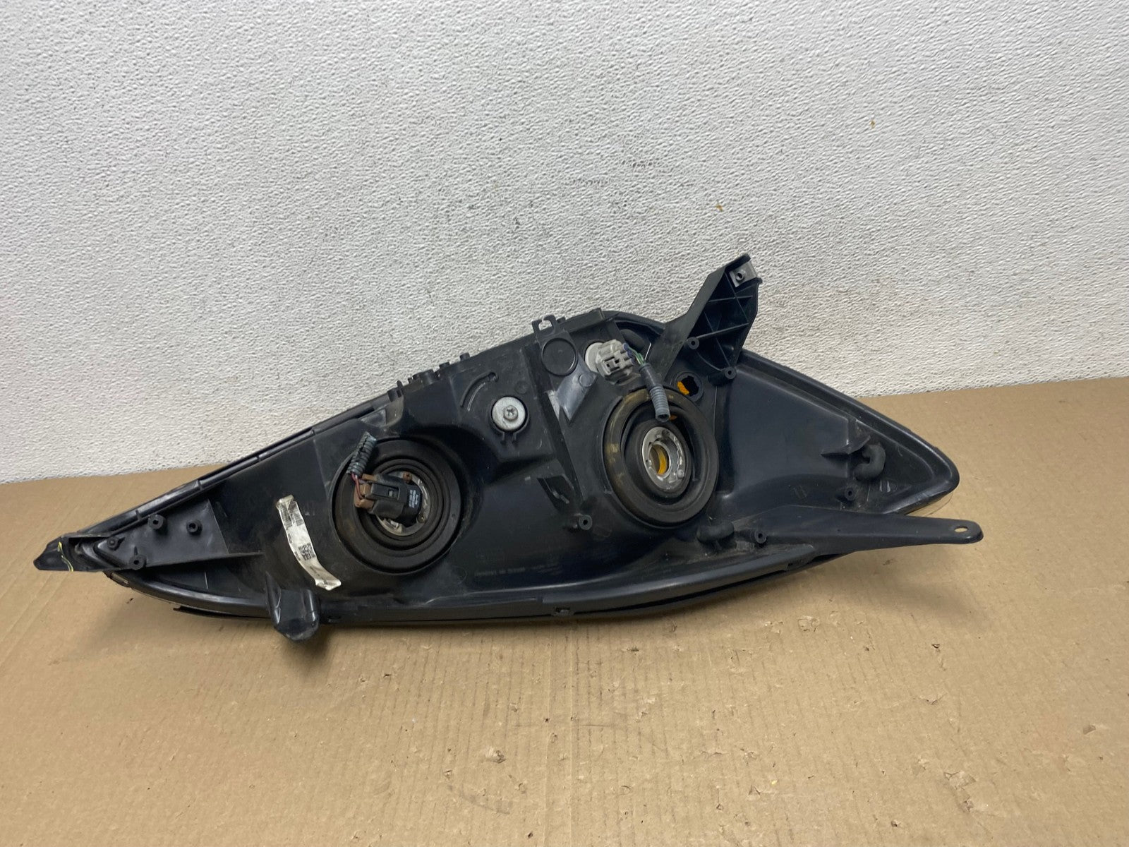 2004-2005 Toyota Sienna Left Driver LH Side Halogen Headlight AE9585 LK6