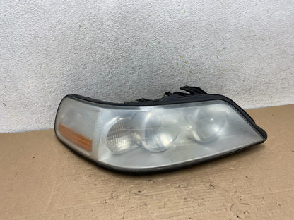 2005 to 2011 Lincoln Town Car Right Passenger Rh Side Headlight AI0897 DW0