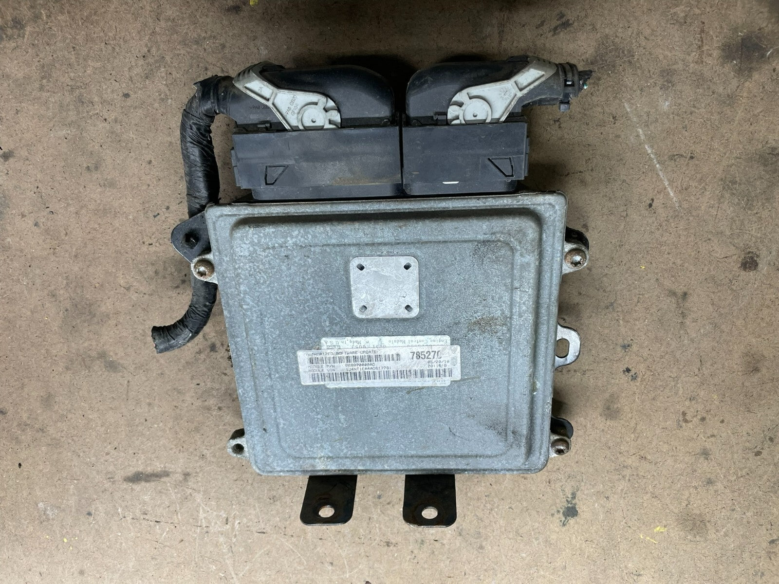 2007 to 2010 Dodge Caliber Engine Computer Module ECM ECU p68070000ad N1809 DG0