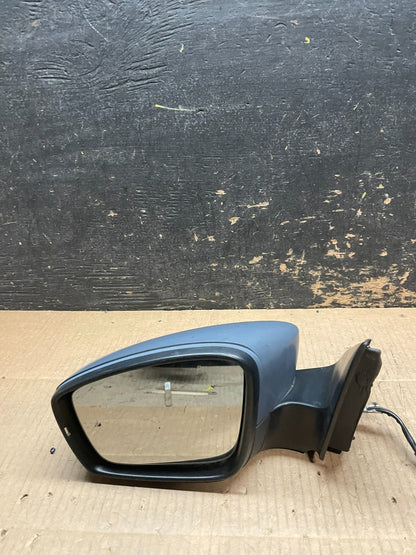 2011-2016 Volkswagen Jetta Sedan Left Driver View Door Mirror Oem Y1724 MS6