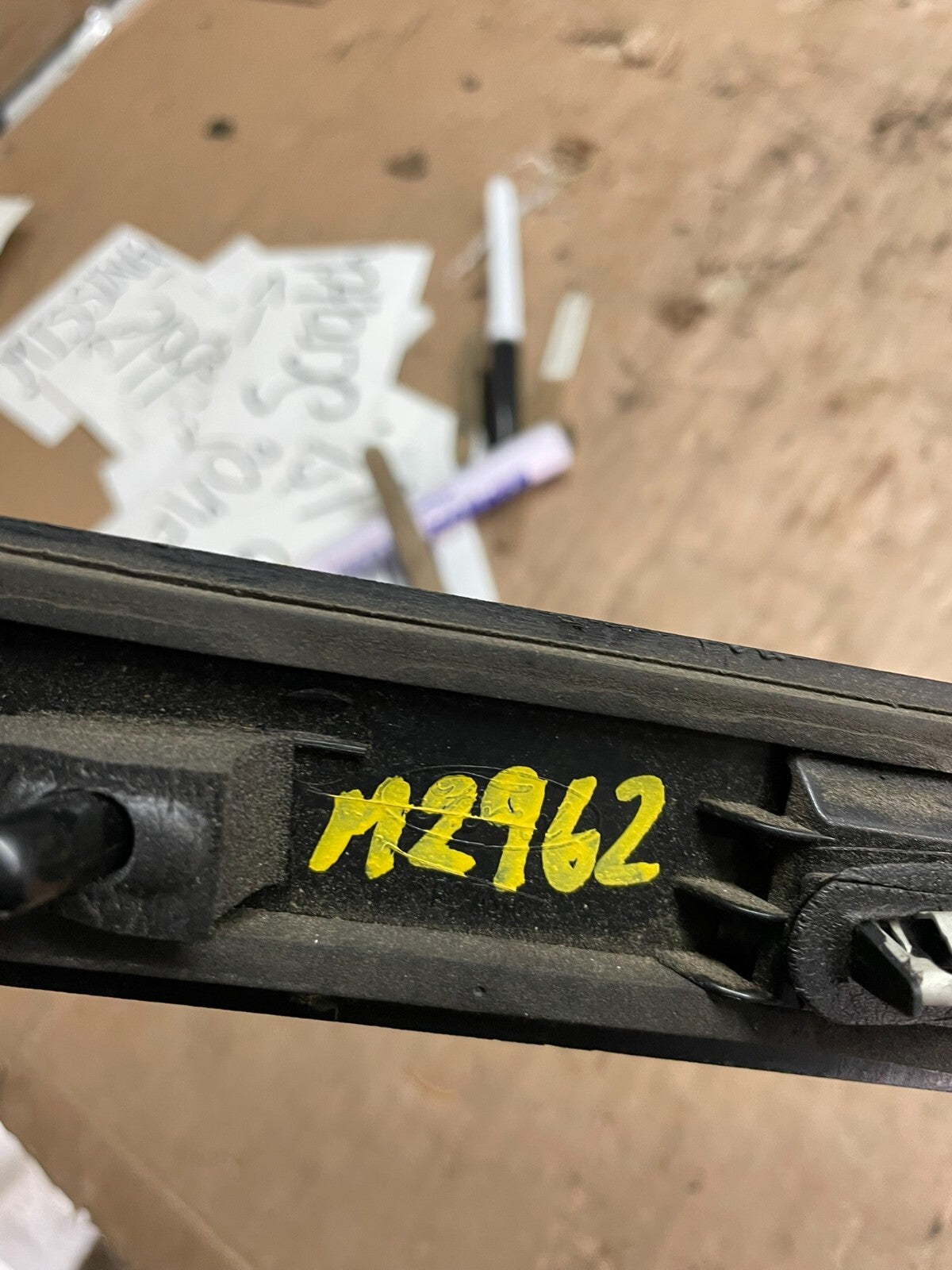 2016 - 2019 Ford Explorer Interceptor Rear Tailgate Molding With Camera M2962 DG8