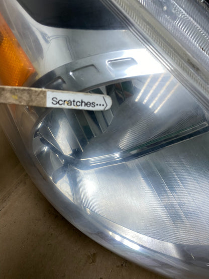 2015 to 2019 Nissan Versa Headlight Right Passenger RH Side Oem AB6842 DW3