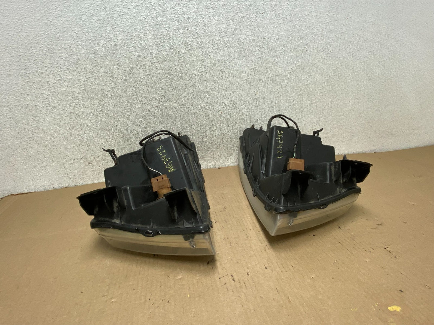 2004 to 2008 Ford F-150 F150 Left+Right Halogen Headlights AG7923 DW11