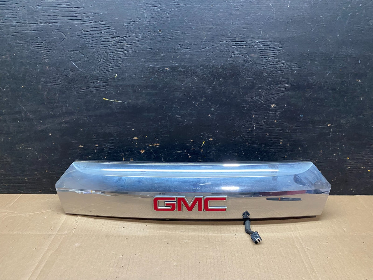 2010-2015 Gmc Terrain Lift Gate Handle Trim Back Up Camera Chrome Panel U0082 DG0