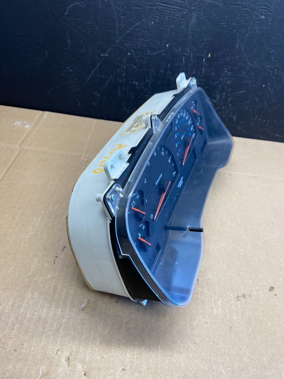 2001 2002 2003 Dodge Durango Speedometer Instrument Cluster Gauge AB9210 DG2