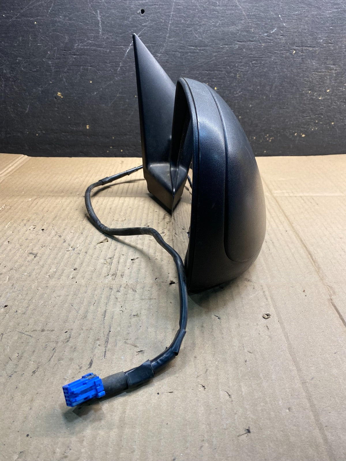 1999 - 2006 Chevrolet Silverado Suburban Right Door Mirror AB0633 MS10