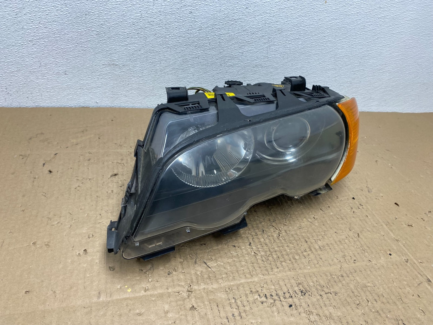 2002 to 2003 BMW 325Ci 330Ci E46 Coupe Left Side Xenon Headlight AC4127 DW2