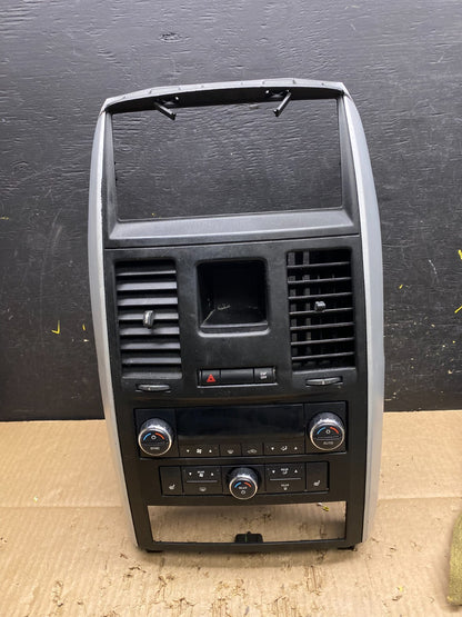 2008-2010 Dodge Grand Caravan A/C Climate Control Unit Bezel Trim V7369 DG0