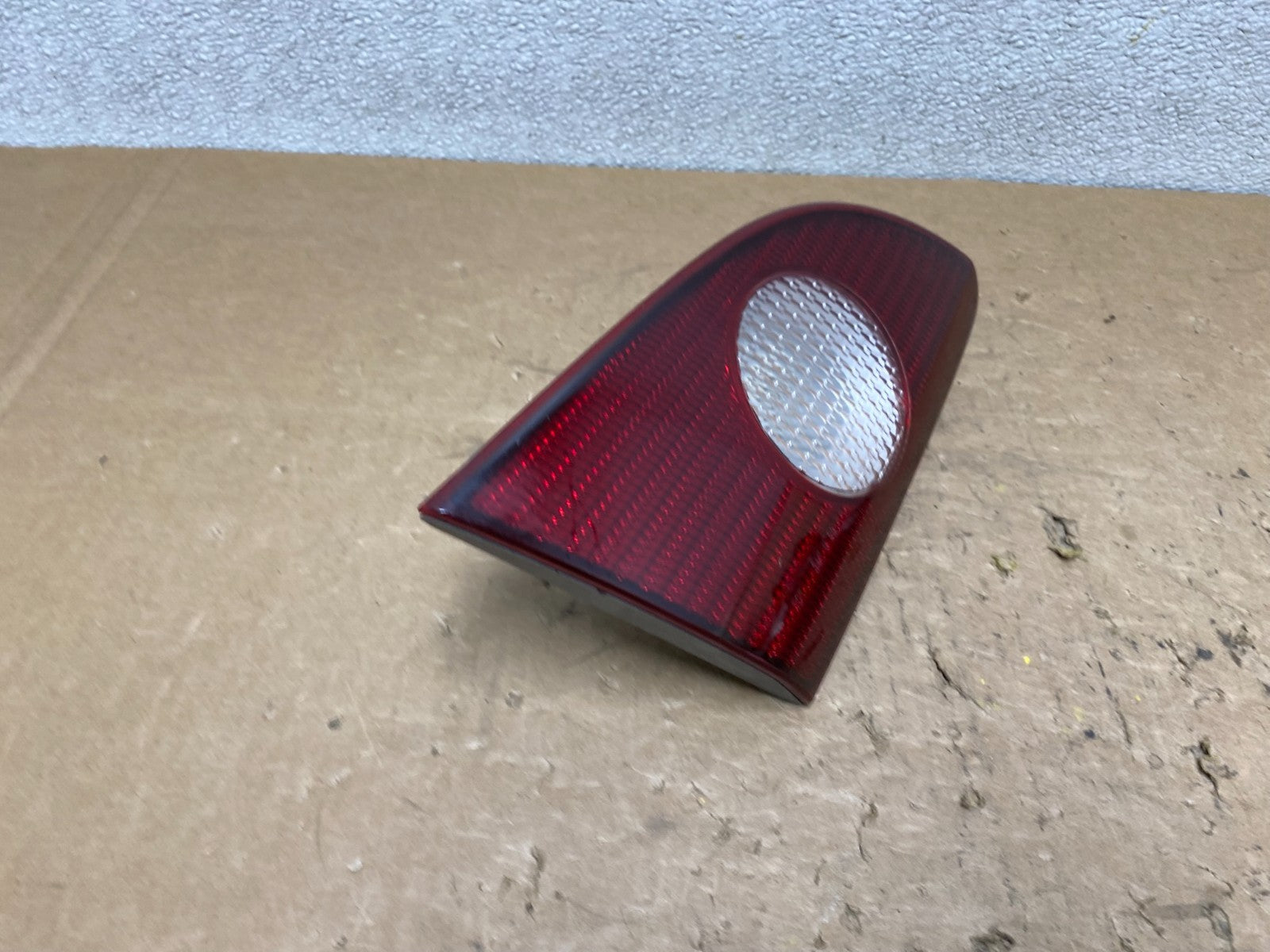 2001 2002 Toyota Corolla Left Driver LH Side Inner Tail light OEM V5830 DW2