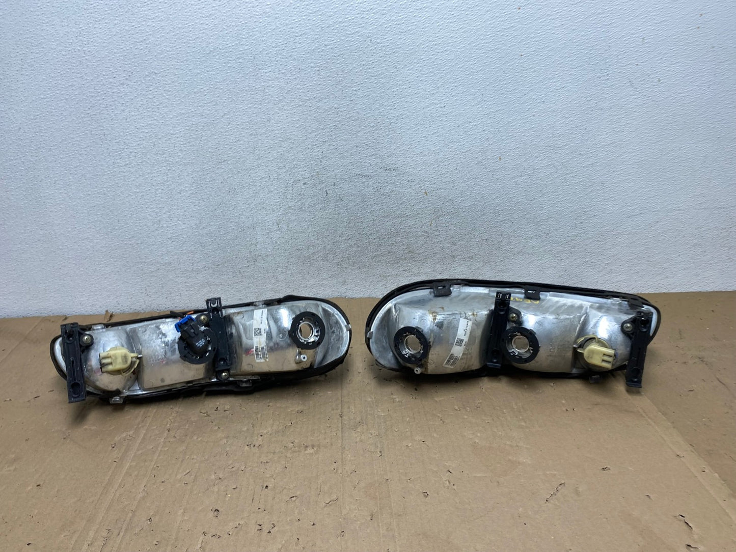 1997 to 2003 Chevrolet Malibu Left+Right Side Headlights AE9288 LK3