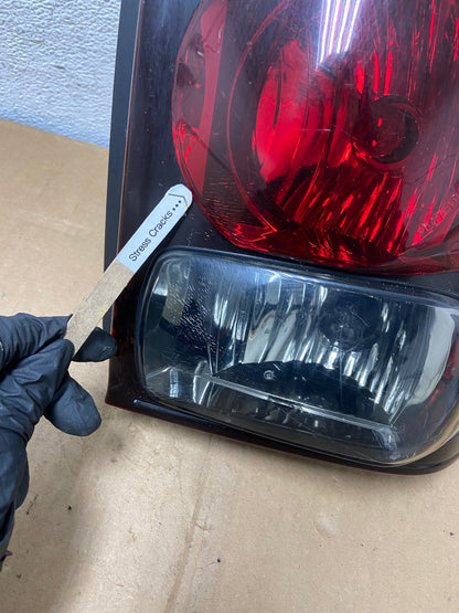 2002 to 2009 Chevrolet Trailblazer Right Passenger Rh Tail Light AC8579 LK4