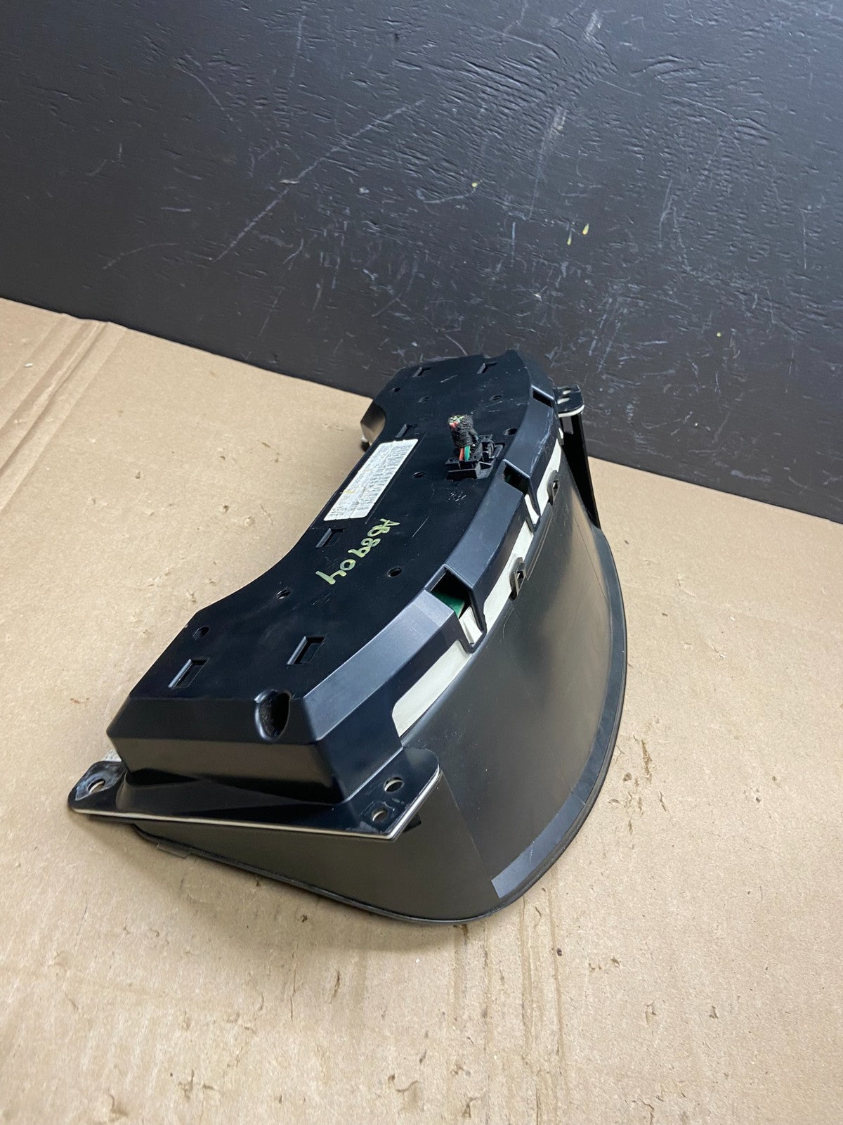 2013 to 2017 Chevrolet Express Speedometer Cluster Gauge AB89045