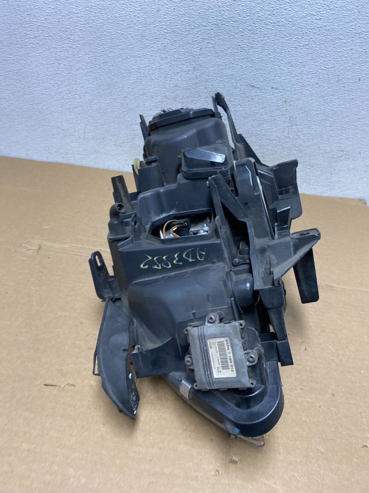 2006-2008 BMW 7 Series 750i Xenon Hid Afs Right Passenger Headlight AD38528