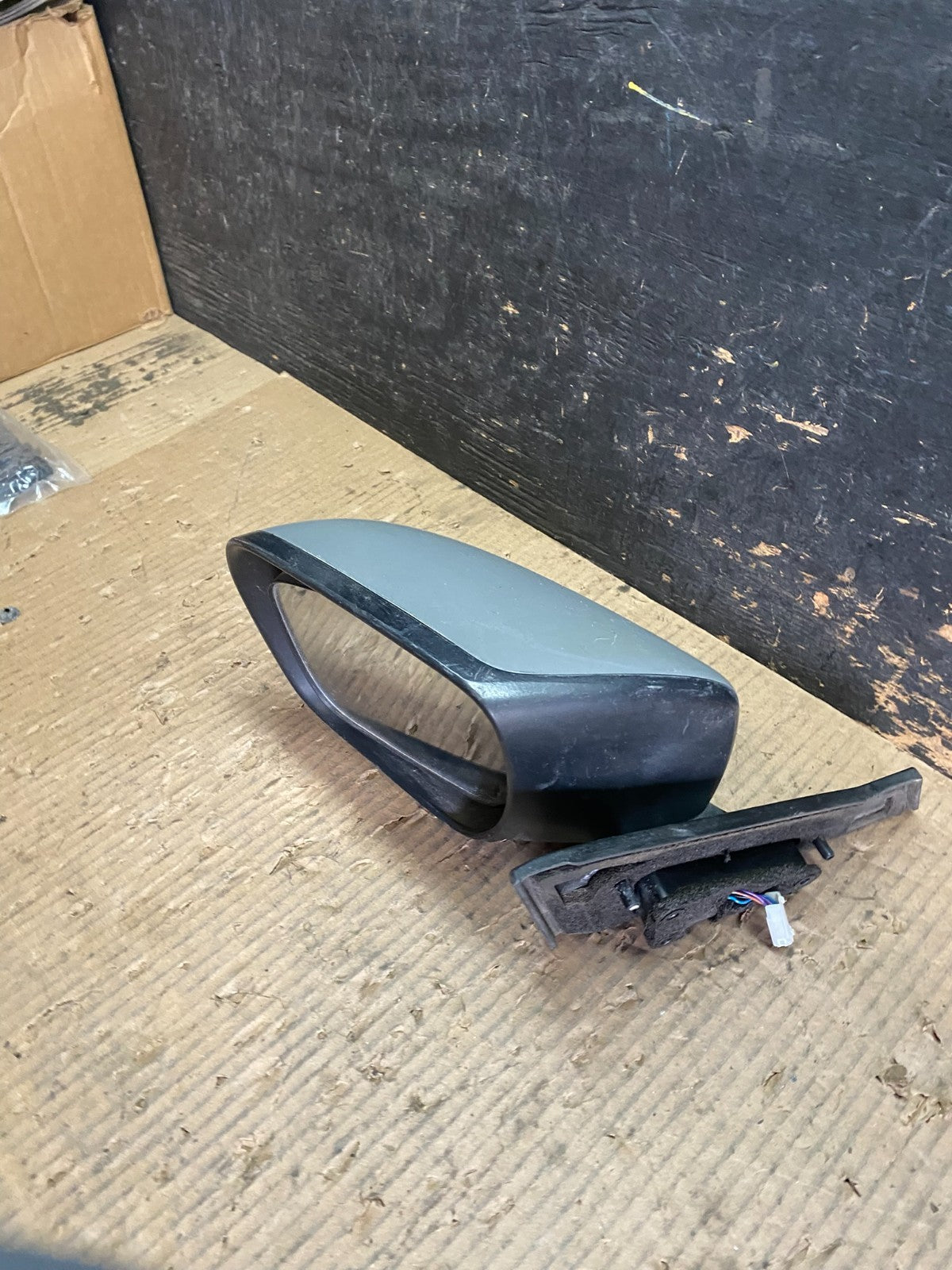 2006 to 2010 Mazda 5 Left Driver Side View Door Mirror OEM W9906 PS11