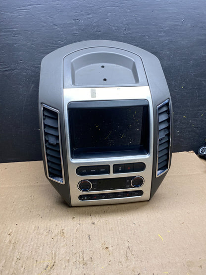 2007 - 2010 Ford Edge Heater Climate Control Radio Control Dash Bezel t4917 DG0