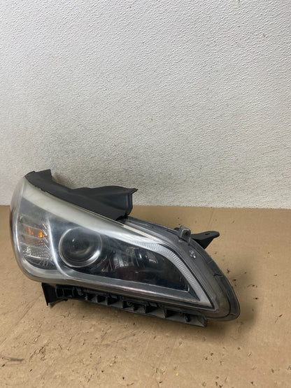 2015-2017 Hyundai Sonata Right Passenger RH Side Halogen Headlight AG5447 DW1