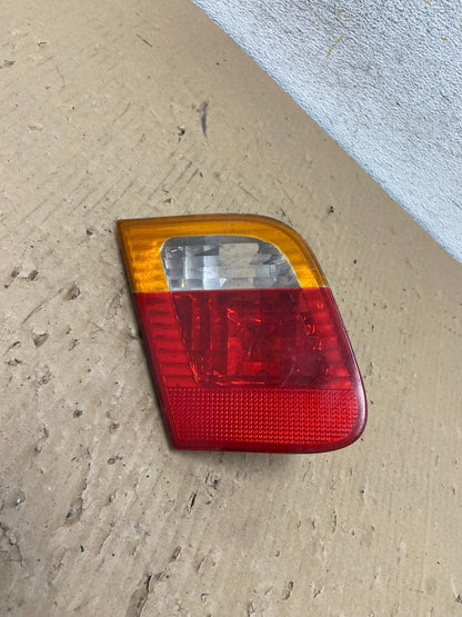 2002 - 2005 BMW 3 E46 Series Left Driver LH Inner Tail Light AH2788 DW0