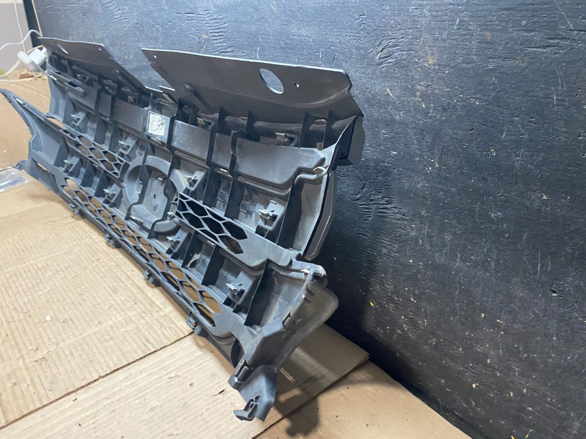 2011 2012 2013 Ford Edge Front Upper Chrome Grille Grill v3337 GD4