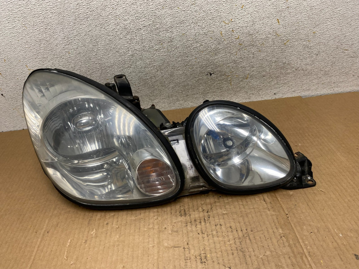 2001 to 2005 Lexus GS430 Gs300 Right Passenger Headlight Halogen AI6520 DW0