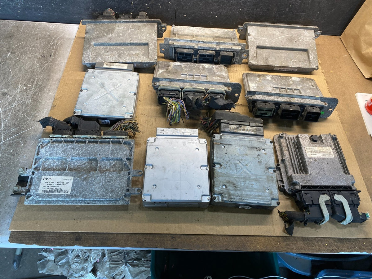 Mix of 10 Ford ECM Engine Computer Module AH20100