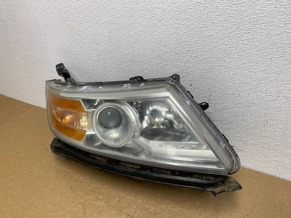 2011 to 2013 Honda Odyssey Front Right Passenger Headlight Halogen AC1204 DW1